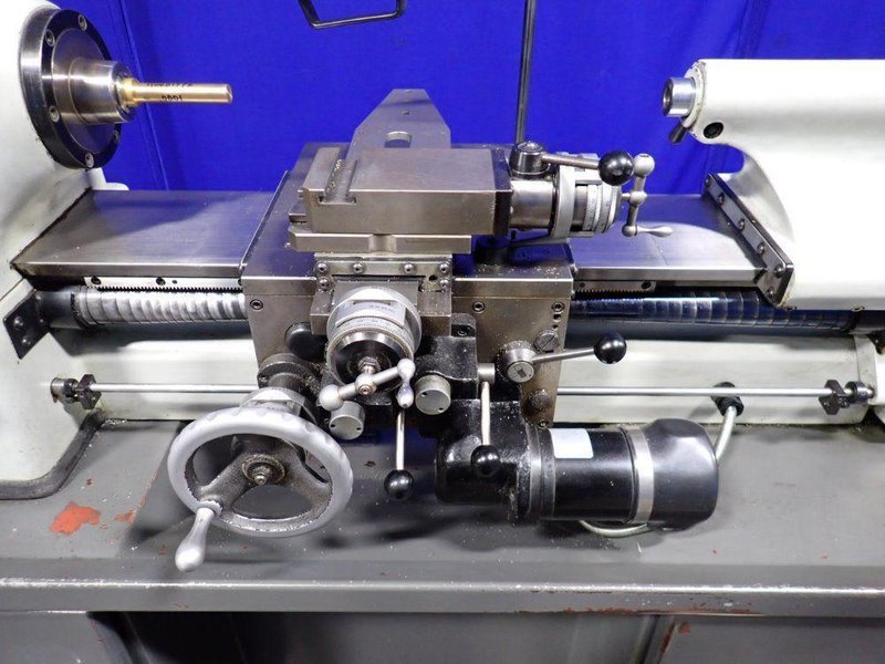 VICTOR 18" X 12" LATHE  -  618 EVS