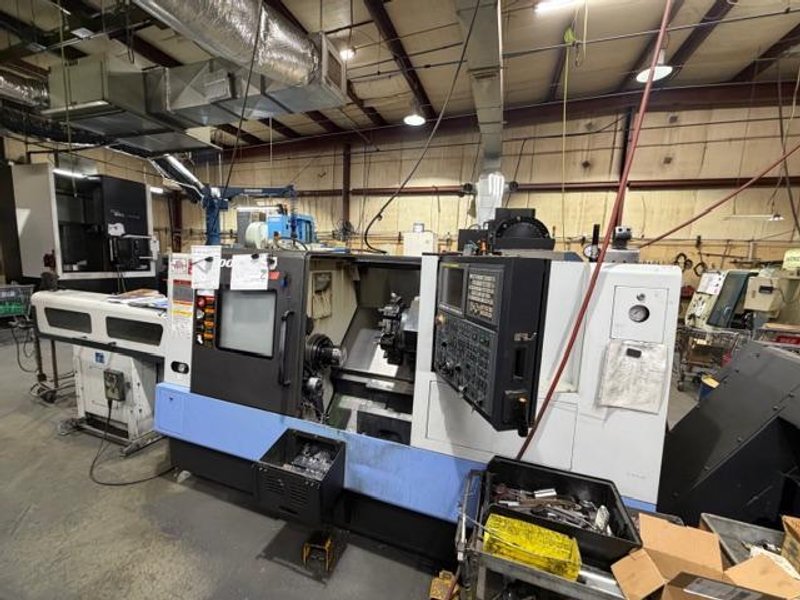 Doosan Puma 240C CNC Lathe, 2013 – LNS Barfeed, Royal Collet Chuck, LNS Chip Conveyor