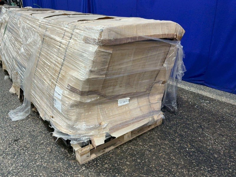 SIEMENS PLASTIC WIRE COVERS  -  GP374406