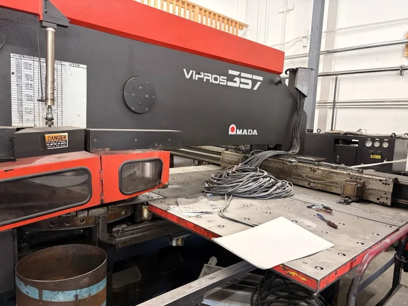 Amada VIPROS 357 CNC Punch Press – 30 Ton – 56 Station – Heavy Duty