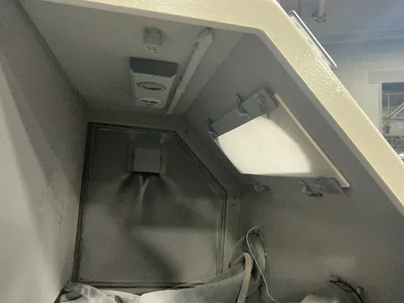 22” X 36” X 22” Sandblaster