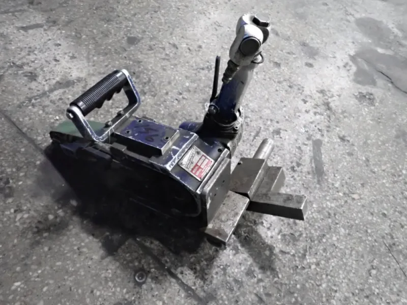 DYNABRADE TOOL POST GRINDER  -  11477