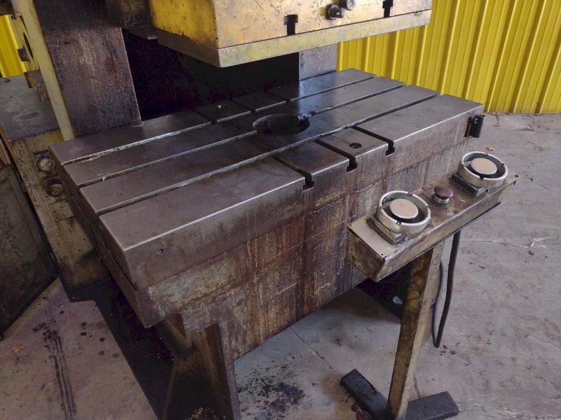 165 TON AIDA MODEL #PC-15(2) MECHANICAL CRANK GAP FRAME PRESS 7.87" STROKE : YOBRO #25991
