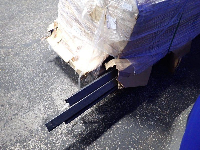 SIEMENS PLASTIC WIRE GUARDS  -  GP374406