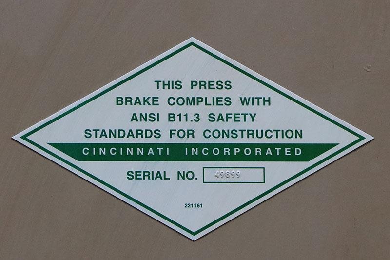 135 TON x 10 FT CINCINNATI HYDRUALIC PRESS BRAKE, MODEL: 135CBIIx8