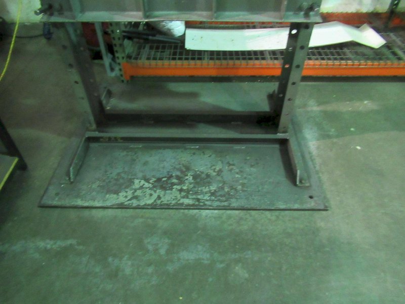 Dake 7-105 75 Ton Hand Operated Hydraulic H-Frame Press- Auction Item