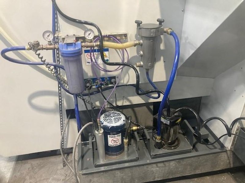 Haas UMC 750 5-Axis CNC VMC, 2018 – Probing, Thru-Spindle Coolant, 12K Spindle, High Speed Machining