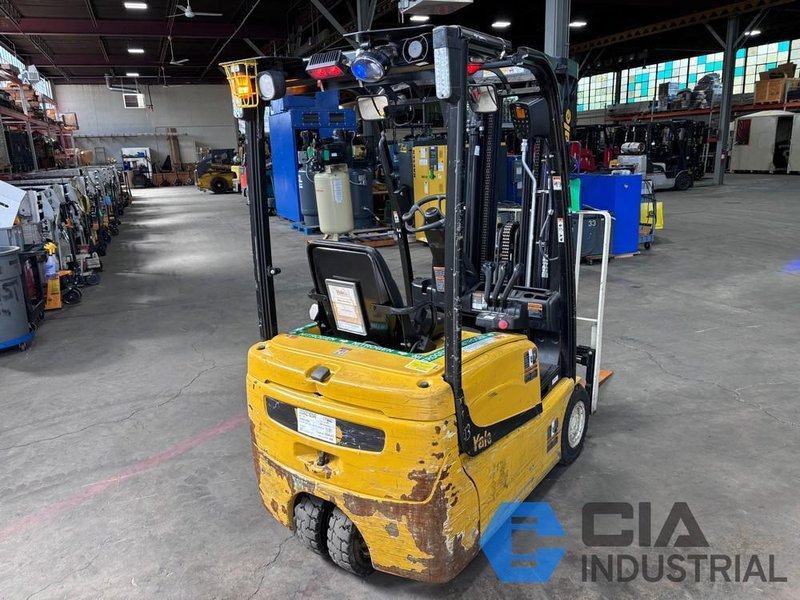 2019 - 3,000 LB. YALE MODEL ERP030VTN367E084