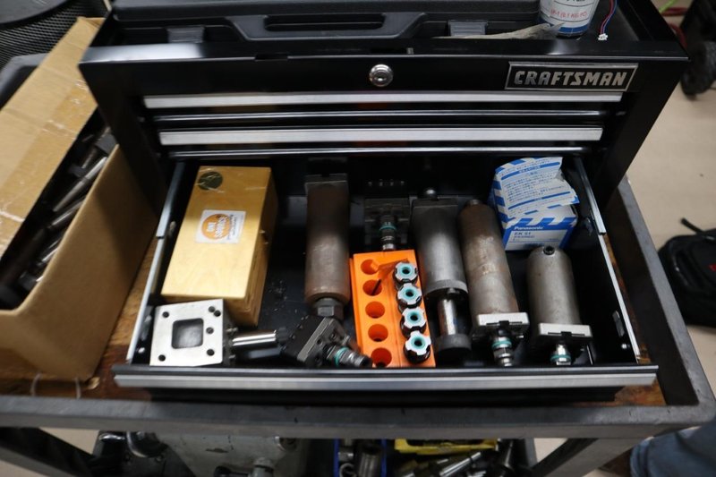 Sodick AD35L CNC EDM Sinker Electrical Discharge Machine, 4 Electrode Changer, Sytem 3R Head, LN2 Control, C (U) Axis- Auction Item