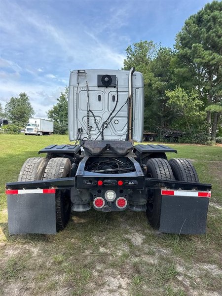 2020 Freightliner Cascadia 126 1FUJHHDV4LLMA8509