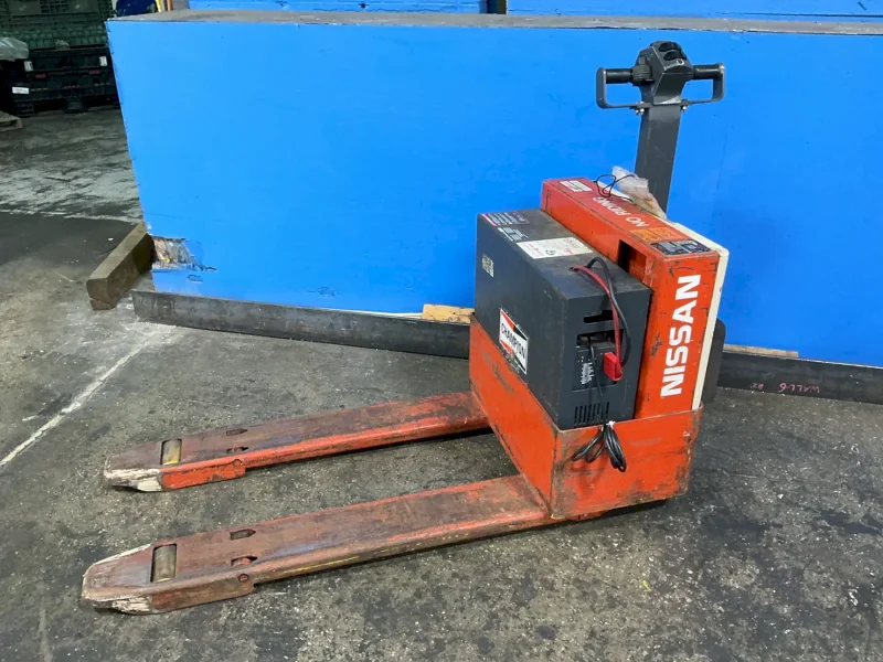 NISSAN 4500 LBS ELECTRIC WALKIE PALLET JACK  -  EWPN40