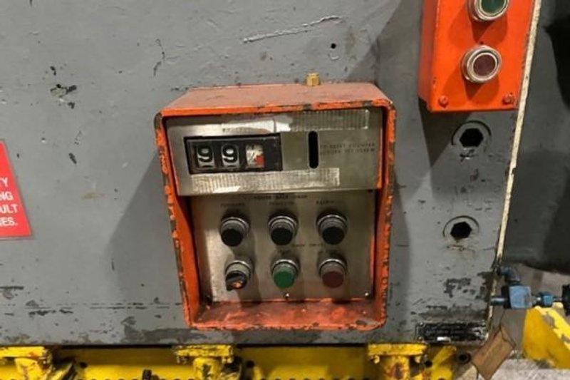 6' X 3/8" CINCINNATI MDL. 2506-R MECHANICAL SHEAR