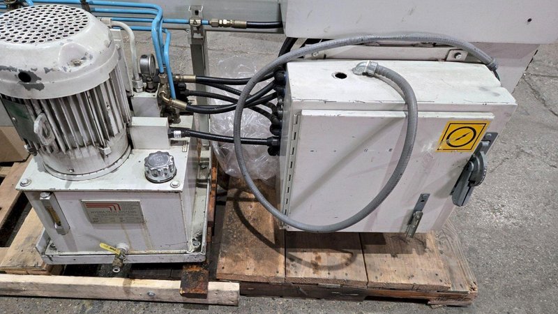 AUTOMATIC HANDLING PIRANHA-10 AUTOMATIC CORE CUTTER 3HP USED