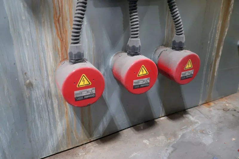 40" X 60" BETTER ENGINEERING MODEL #FRD4000LXP 3-STAGE HEATED PARTS WASHER: YOBRO #25050