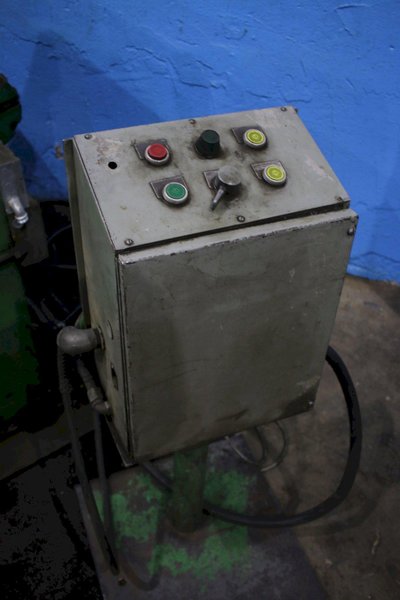 18 TON 4 POST CUTOFF PRESS: STOCK #74717