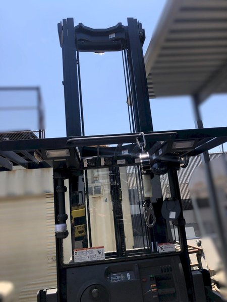 Crown SP3550H-30 Electric Stand-up Stock Picker Forklift 2022 equipped with 3,282 Hours, V-Force Battery and Charger