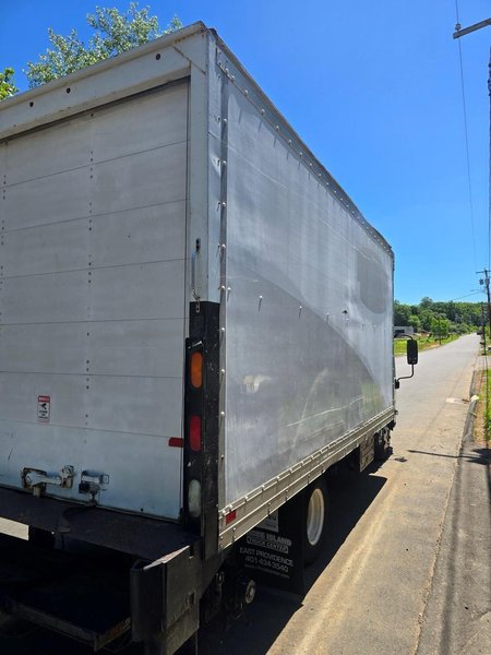 Isuzu NPR-HD 16’ Box Truck, 2018 – 14,500 LB GVWR, Automatic, Gas V8, Non-CDL