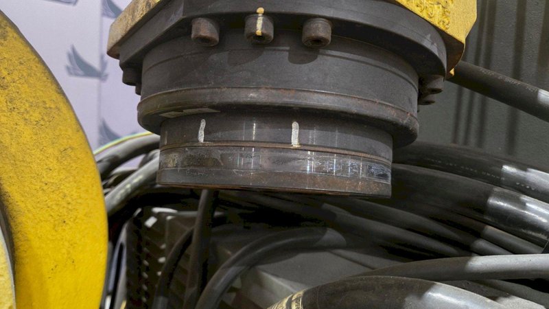 FANUC R-2000IB/210F + R30IB ROBOT ARM AND CONTROL CABINET – NO PENDANT USED