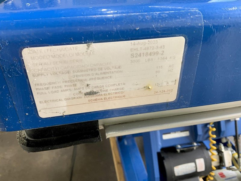 3000 LB VESTIL 48"X 72" HYDRAULIC SCISSOR LIFT TABLE: STOCK #81183