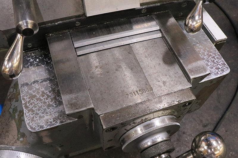 ALLIANT Vertical Milling Machine, Model 42VC