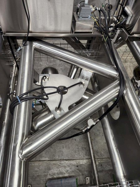 FANUC DR‑3iB/6 Stainless Washdown Delta Robots w/R-30iB+ Mate Control, 2023 – QTY 6 Slave Bundles for Food‑Grade Pick and Place