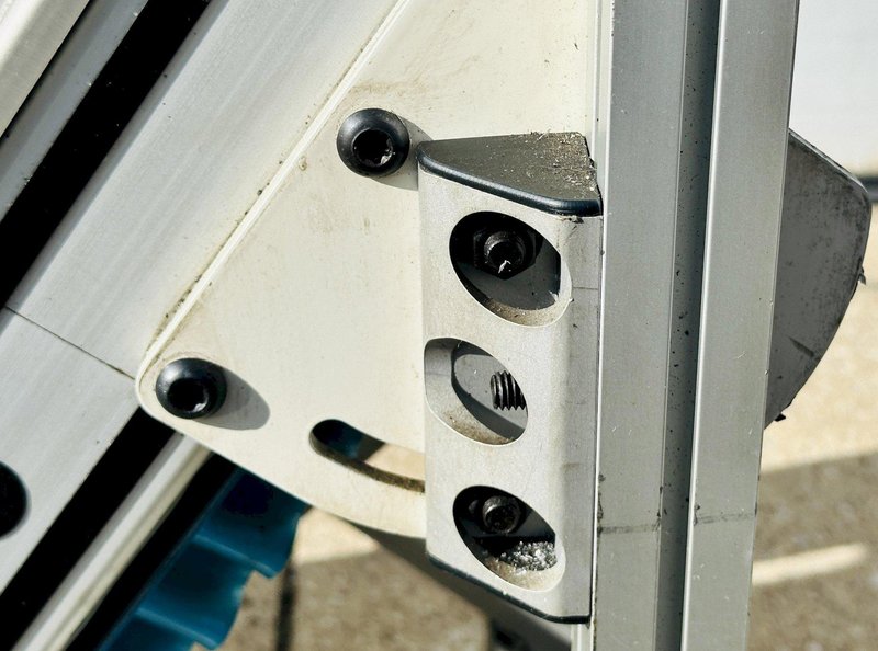 EMI Plastics Equipment  |  EAC12 - 48 - 40  |  12” x 48" Incline Belt Conveyor