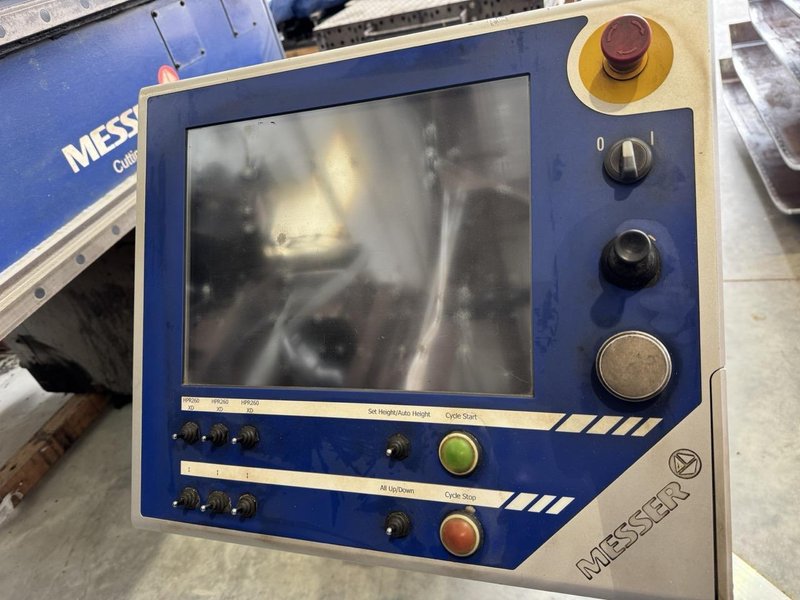 18′ x 110′ Messer MPC2016 Plasma Table, 2012 – (3) Hypertherm HPR260XD