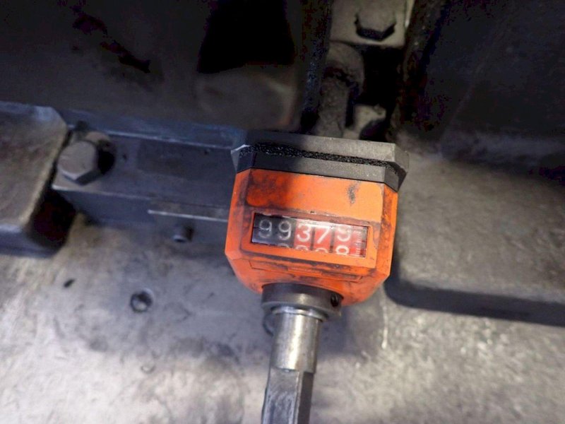 YODER M2 MILL: YOBRO #24311