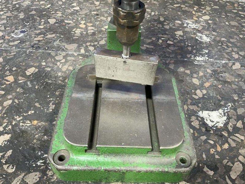 PRYOR 6.5” X 6.5” PERCUSSION PRESS STAMPING MACHINE  -  115M