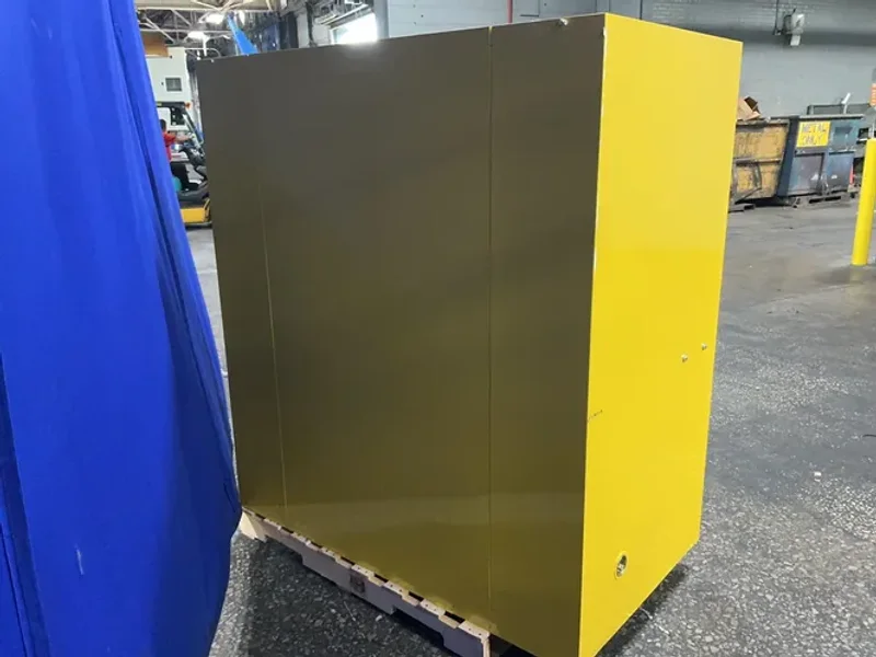 JUSTRITE 110 GAL FLAMMABLE STORAGE CABINET