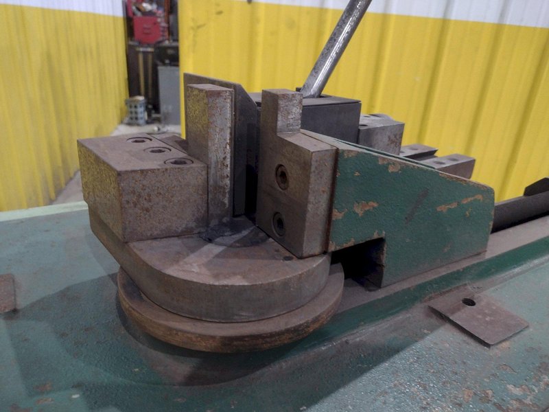 CARELL (MEMOLI) MODEL #EUREKAMATIC UNIVERSAL PROGRAMABLE BENDER: YOBRO #24253