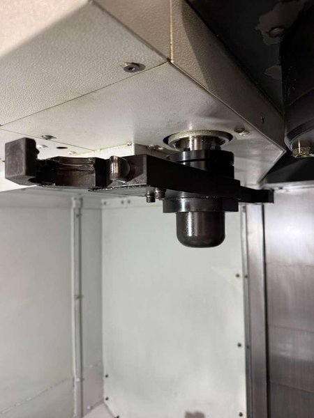 Mori Seiki DuraVertical 5080 CNC Vertical Machining Center – 10,000 RPM Mill