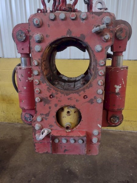 10&quot; WEATHERFORD MODEL &quot;SUT&quot; PORTABLE PIPE HYDRDAULIC BREAK-OUT &amp; BUCKING MACHINE: STOCK #18037