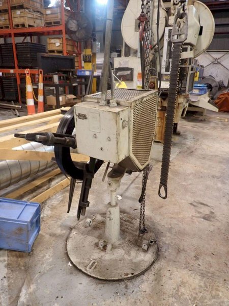 800 LBS LITTELL CENTERING REEL: YOBRO #24303