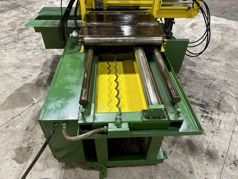 10" X 17" WF WELLS MODEL #W-10-2U AUTOMATIC HORIZONTAL DUAL POST BAND SAW: STOCK #21759