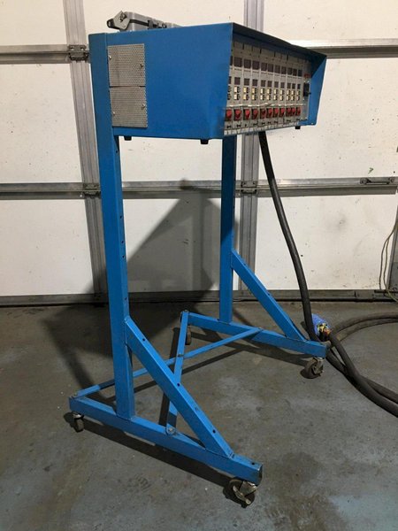 D.M.E SSM15G TEMPERTATURE CONTROLLER 12 UNIT BANK