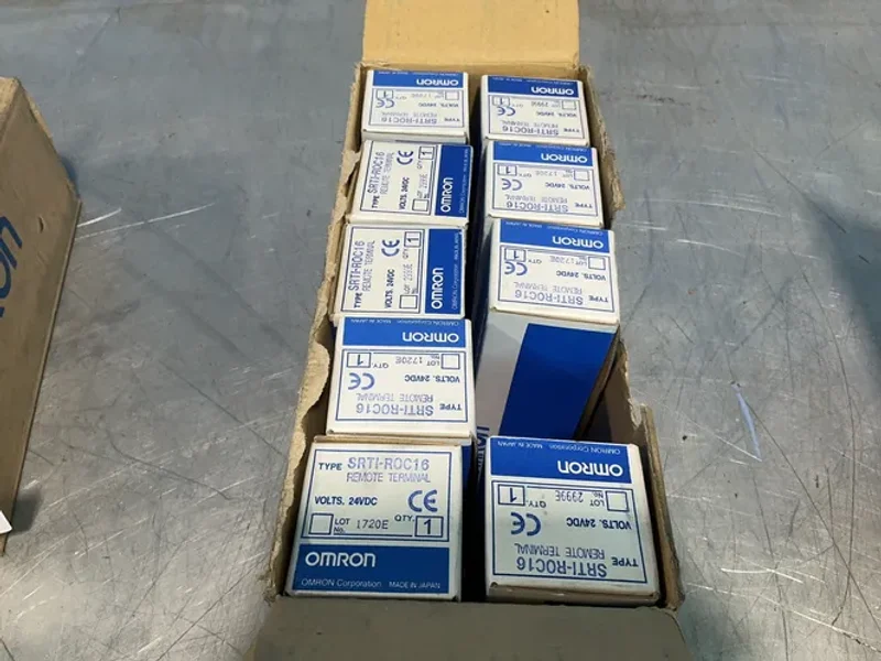 OMRON REMOTE TERMINAL   -  SRT1-ROC16