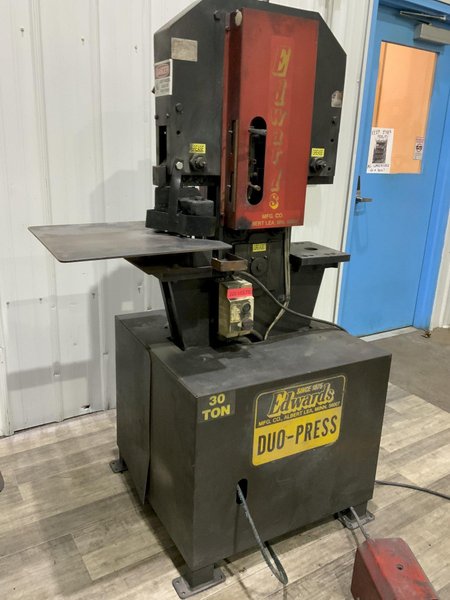 30 TON EDWARDS HYDRAULIC IRONWORKER: STOCK #80592