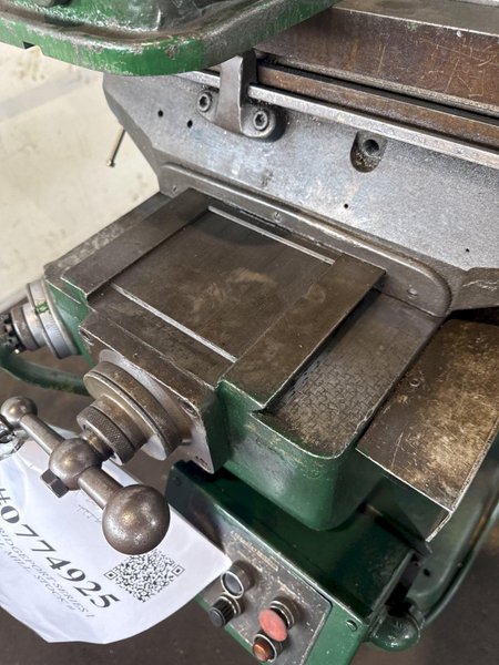 2 HP BRIDGEPORT SERIES 1 VERTICAL MILL. STOCK # 0774825