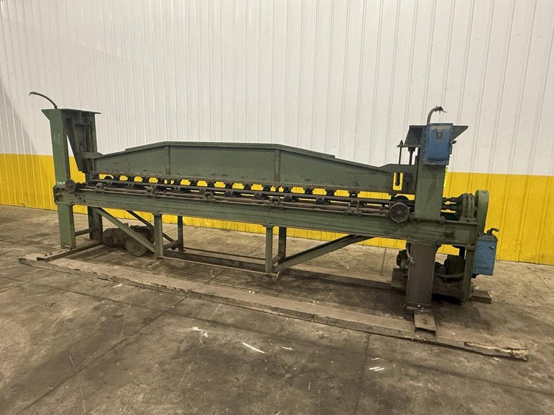 12' FARNHAM MODEL #5-41-8 ROLL FORMING MACHINE: YOBRO #24801