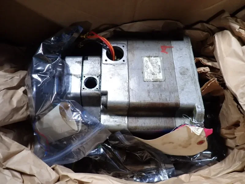 SIEMENS 5000 RPM SERVO MOTOR  -  1FK7101-5AF71-1DGO