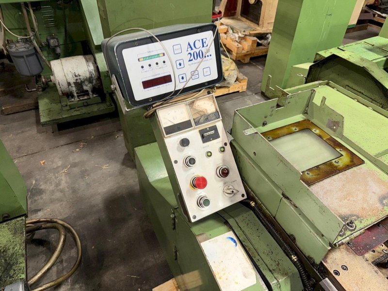 1/8" Carlo Salvi Model RF/SV High Speed DSSD Semi Tubular Rivet Header