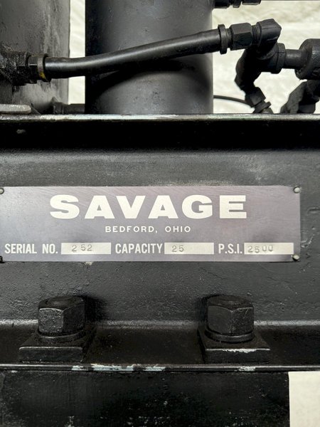25 TON SAVAGE PNEUMATIC H-FRAME PRESS. STOCK # 0559925