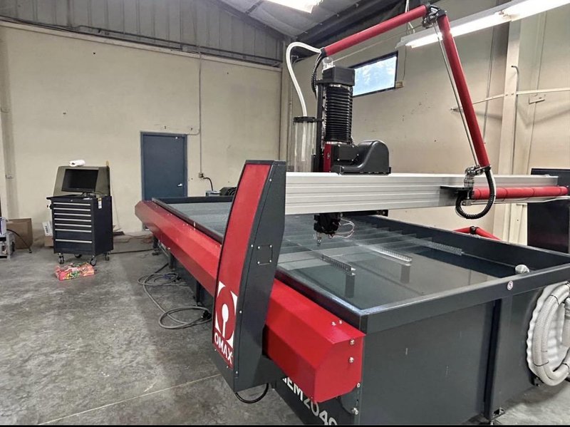 7′ x 16′ Omax Maxiem 2040 Waterjet, 2024 – 50,000 PSI, 5 Axis A-Jet Head