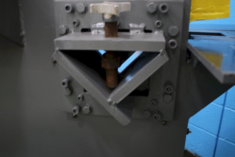 70 TON DAVIS HYDRAULIC IRONWORKER: STOCK #74830