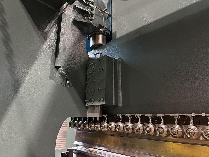 Haco ERM - 320 ton x 6100 mm CNC