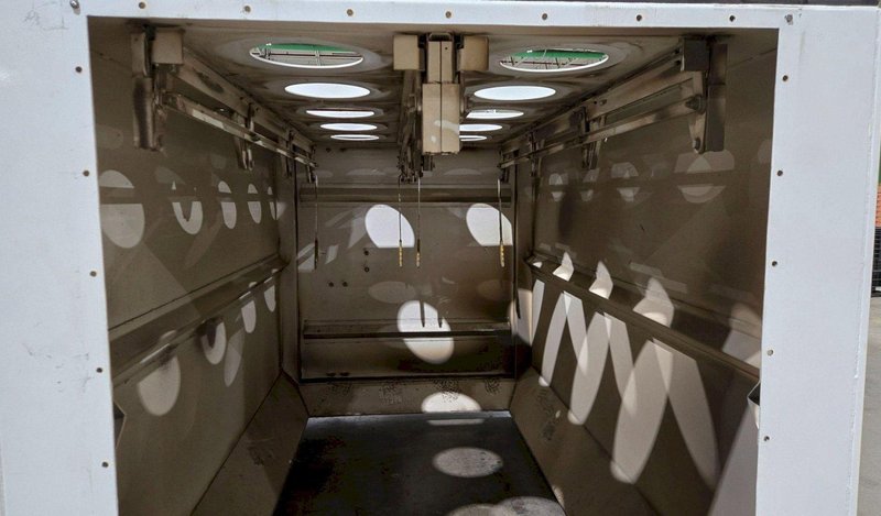 ROBOVENT FILTERED EXHAUST SYSTEM FUME EXTRACTOR USED