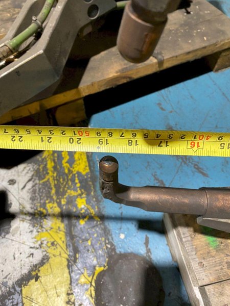 CENTERLINE CFSPIN-020-040-122 Pinch Type Weld Gun USED