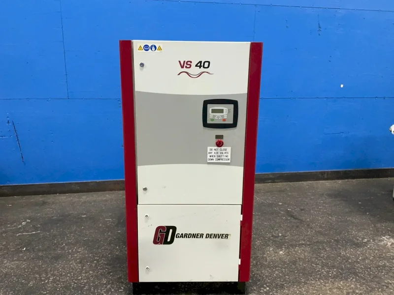 GARDNER DENVER 40 KW AIR COMPRESSOR  -  VS25-40A