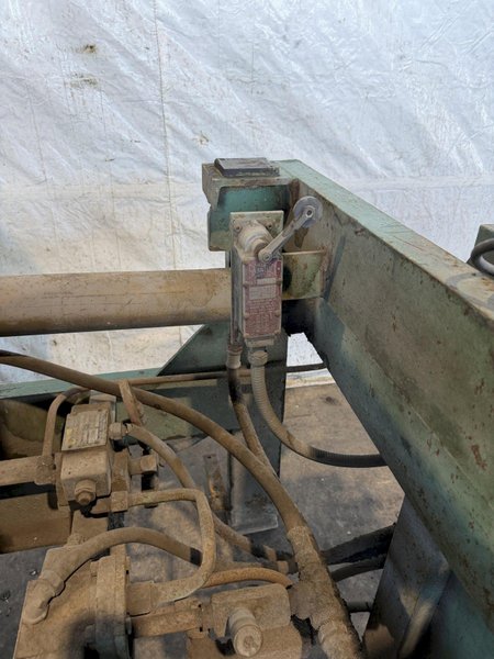6,000 LB X 48" LBS BRANER HYDRAULIC DOWNLAYER TABLE. STOCK # 0435626
